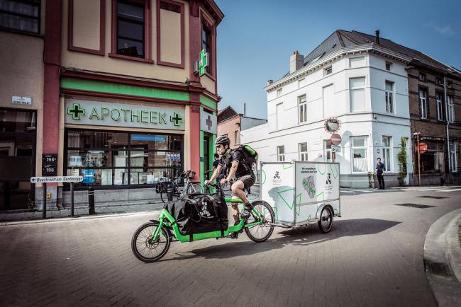 Ook CargoVelo, sinds jaren met vracht op de fiets, ging al eens testen met de Testkaravaan.